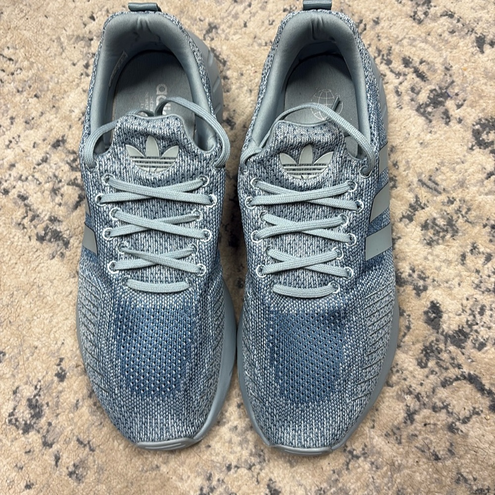 Adidas Knit Tennis Shoes